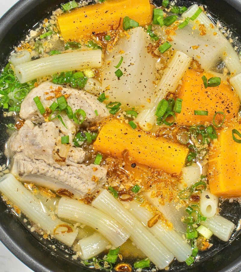 Thứ 7: Nui nấu sườn non - món nước