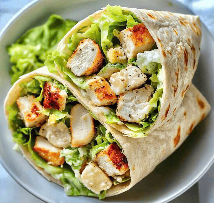 Thứ 3: Chicken caesar wrap